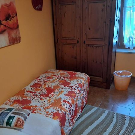 Ca' Virasolelh Hotel Macra Екстериор снимка