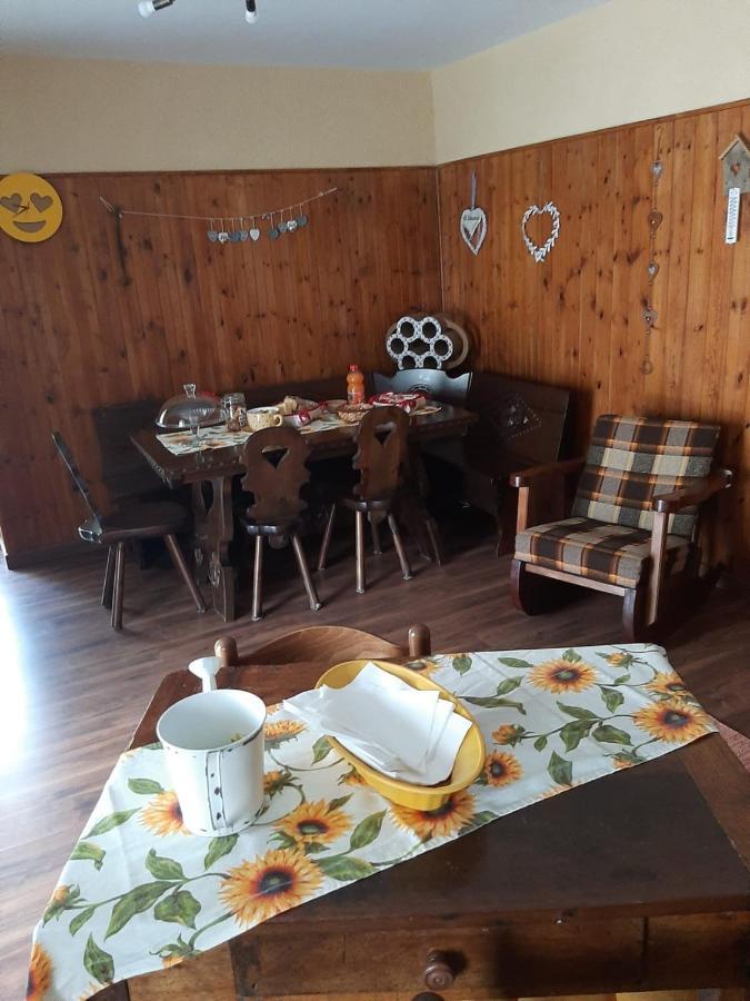 Ca' Virasolelh Hotel Macra Екстериор снимка